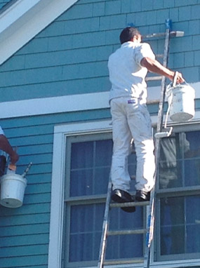 Elk Grove Village roofing company painting