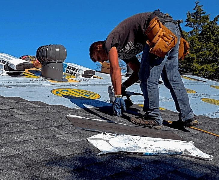 8 Tips for Choosing the Right Roofing Contractor - Crossover Roofing